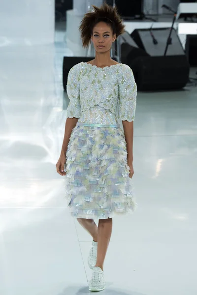 Look 54